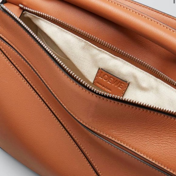 **SOLD** Loewe Classic Puzzle Bag - Picture 5 of 15